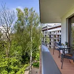شقة Duzy Z Parkingiem I Balkonem W Kolobrzegu By Renters