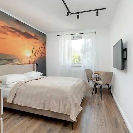 Apartment Duzy Z Parkingiem I Balkonem W Kolobrzegu By Renters