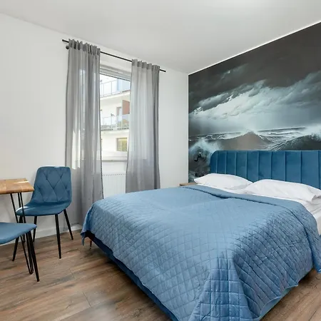Duzy Z Parkingiem I Balkonem W Kolobrzegu By Renters Apartment Kolobrzeg
